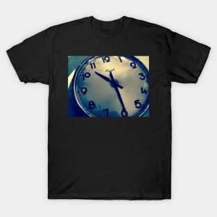 Time goes by .. so slowly T-Shirt